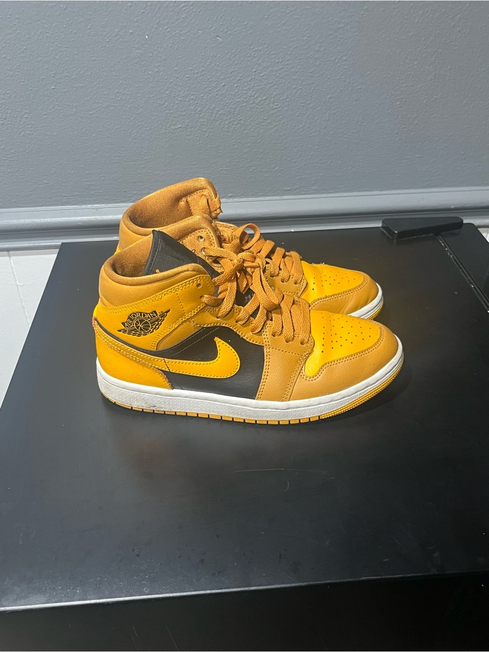 Air Jordan 1 Mid Women’s Sneakers - Yellow/Black